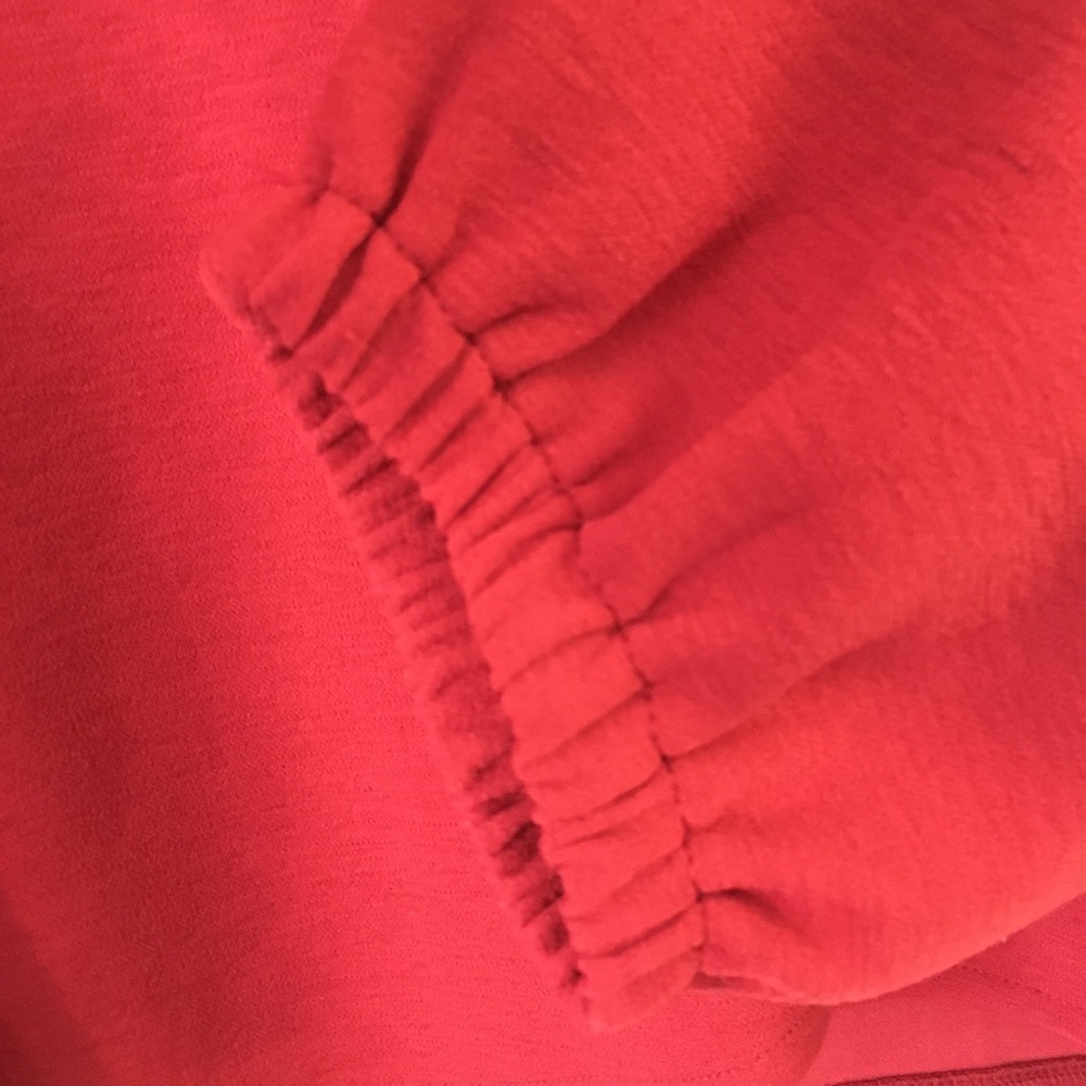 Madewell Texture & Thread Faux Wrap Blouse Medium Red V-neck Stretch - Picture 5 of 9